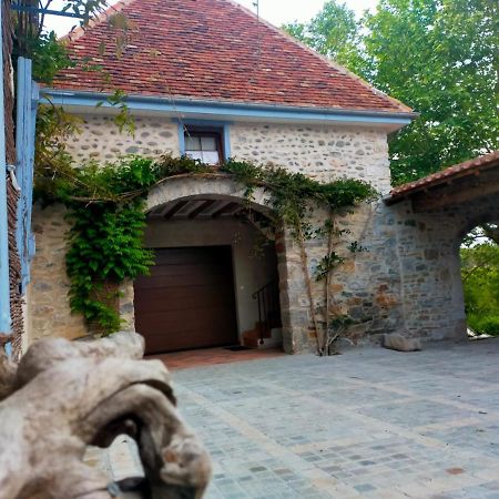 דירות Sauveterre-de-Bearn Entre Galets מראה חיצוני תמונה